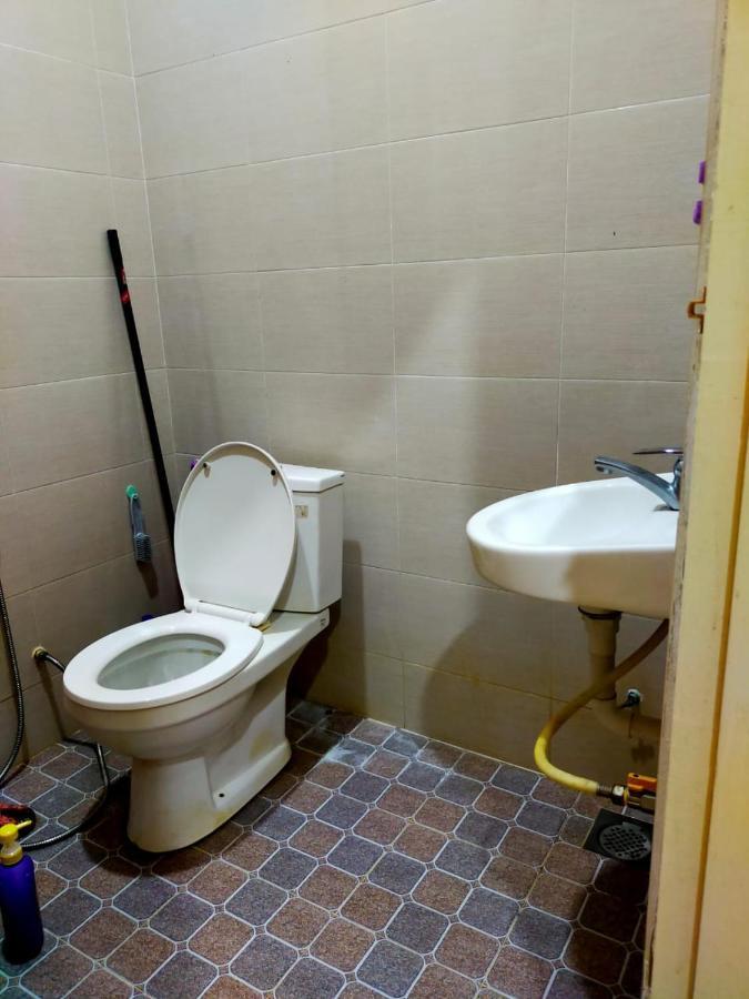 Sya Al-Yahya Homestay Kuala Terengganu Bagian luar foto