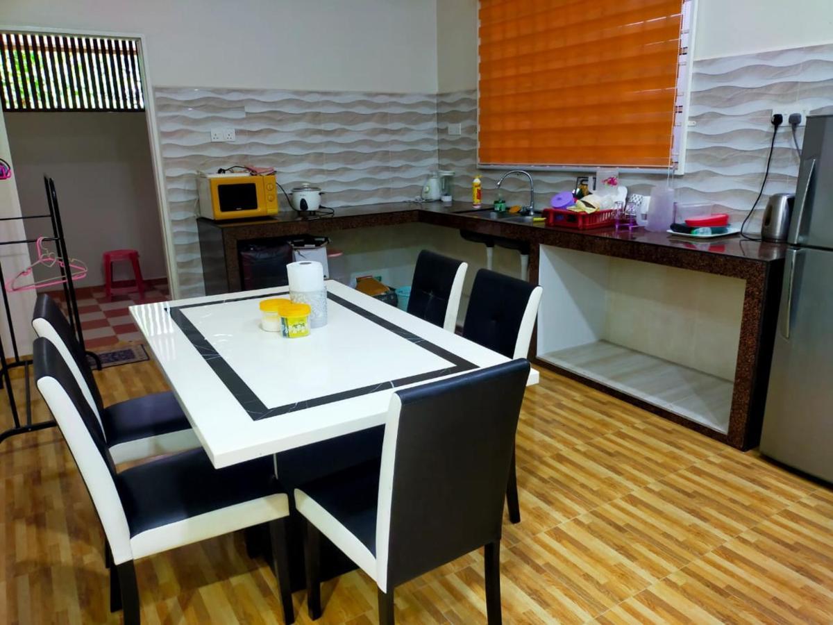 Sya Al-Yahya Homestay Kuala Terengganu Bagian luar foto